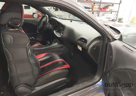 2022 Dodge Challenger R/T из США, поврежденный, VIN 2C3CDZBTXNH223389